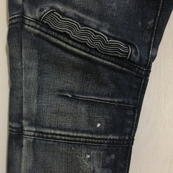 Distressed Denim - Picture 3 of 8